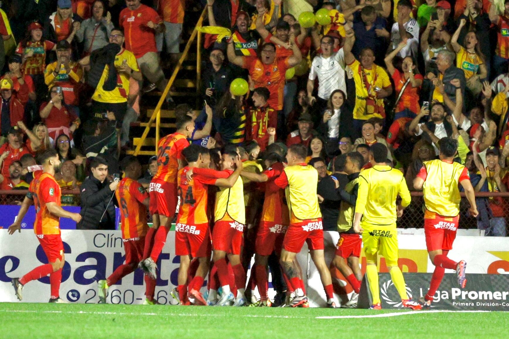 15/12/2024, Heredia, Barva, Estadio Carlos Alvarado, partido de ida de la final de segunda fase, del torneo de apertura 2024, entre el Club Sport Herediano y el Deportivo Saprissa.