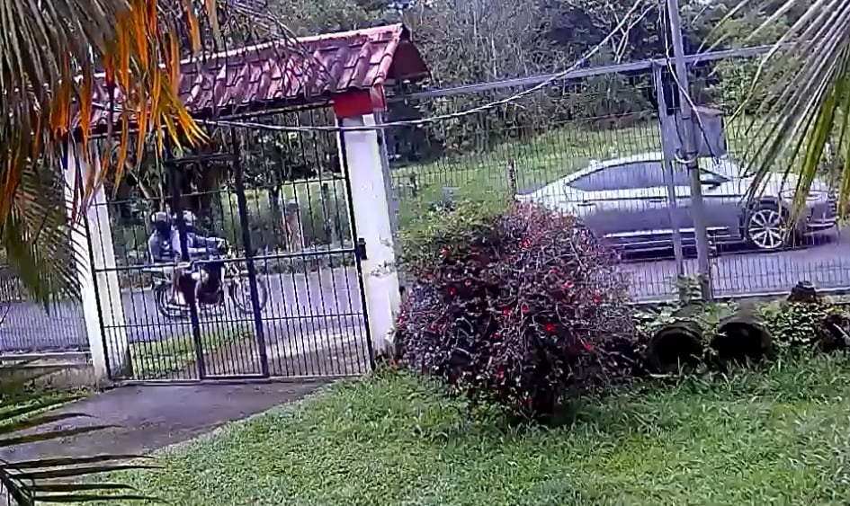 El OIJ busca este carro y moto para tratar de resolver un homicidio