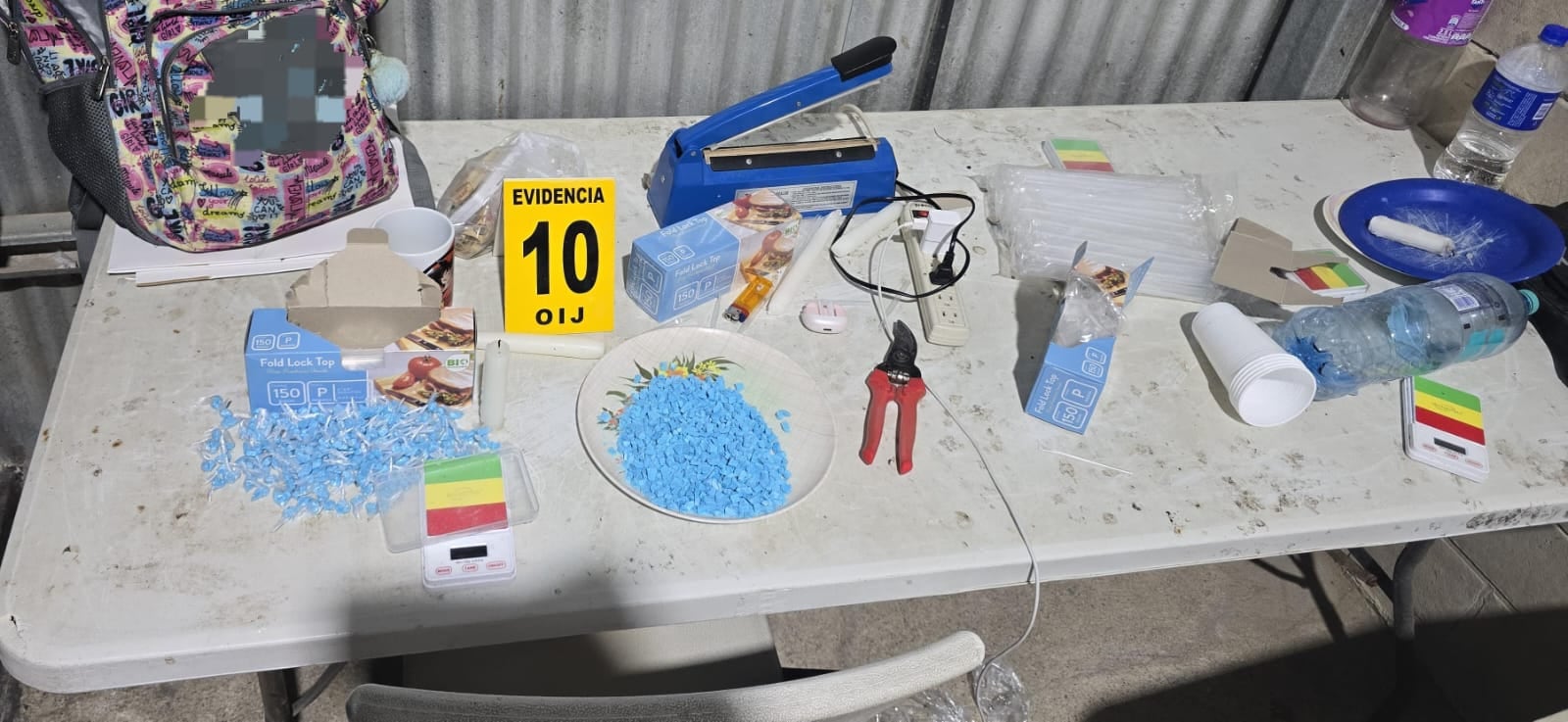 Un operativo del OIJ en Cartago dejó como resultado la detención de tres personas y la ubicación de una presunta cocina de drogas asociada a la banda “Los Maruja”.