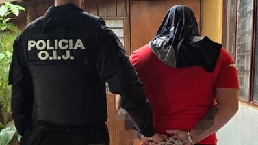 Paramédico habría aprovechado que mujer iba grave en ambulancia para robarle algo importantísimo