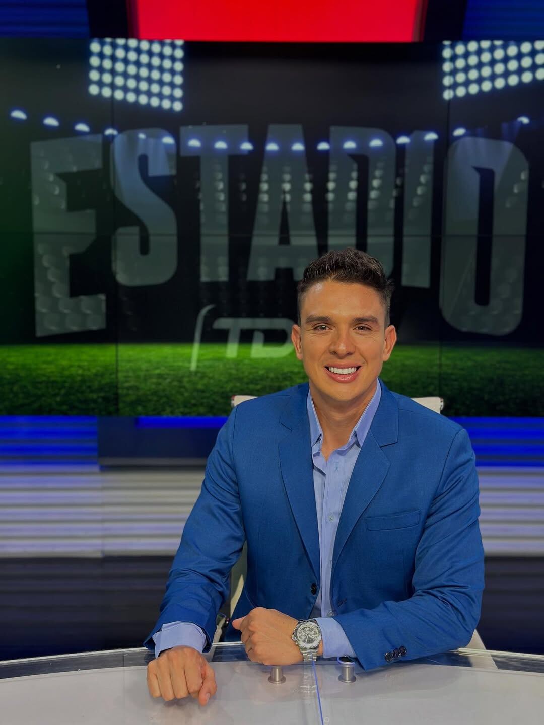 El periodista de Teletica Deportes, Juan Carlos Solano, reveló esta semana que está estudiando en la famosa Escuela de Innovación del Fútbol Club Barcelona.