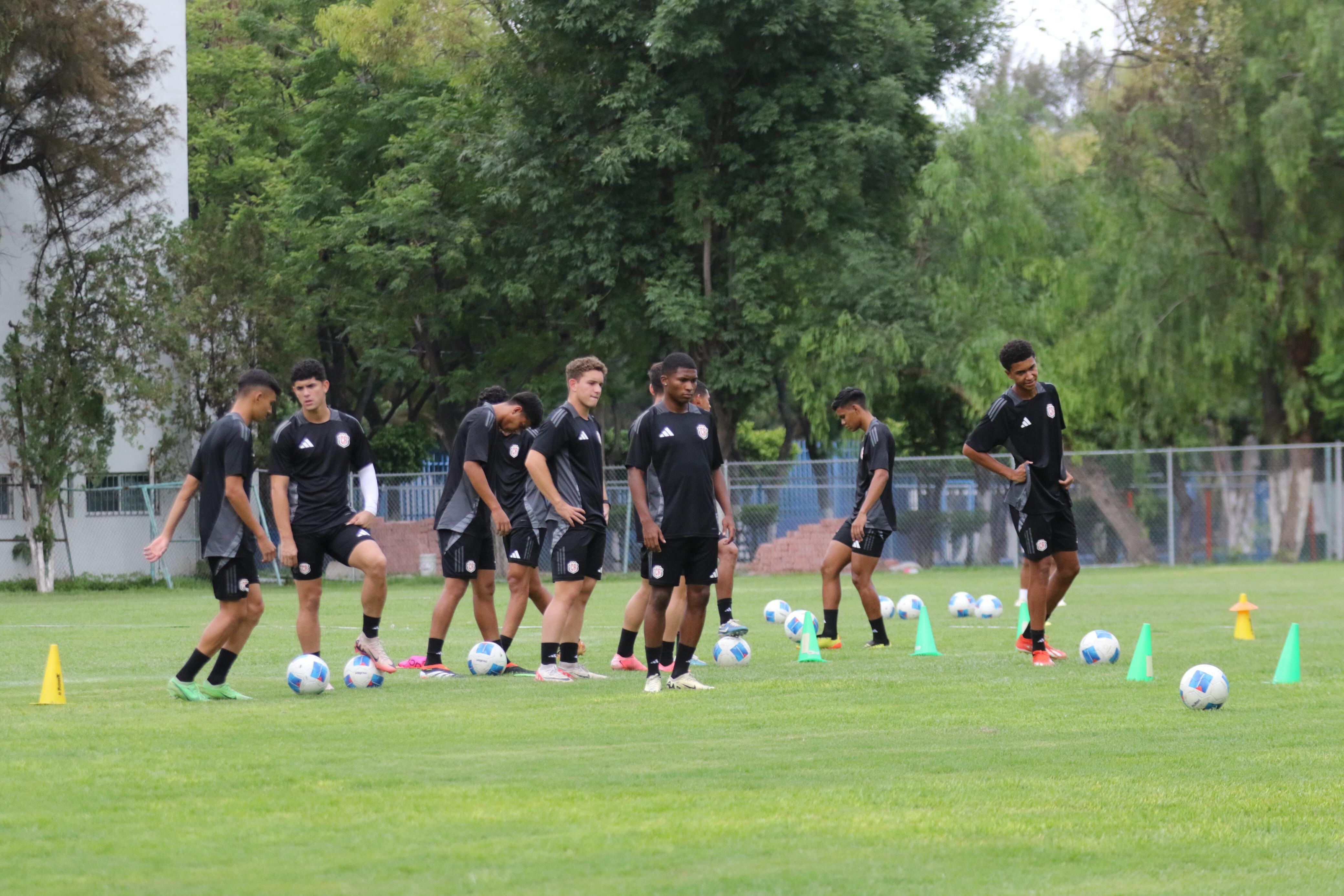 Entrenamiento selección sub 20 en Celaya