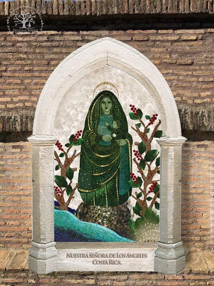 Paula Sáenz Soto es una costarricense que tiene más de 17 años de ser especialista en arte religioso y en estos momentos está realizando lo que ella considera el trabajo de su vida, un mosaico de la virgen de Los Ángeles, que será colocado en uno de los jardines del Vaticano