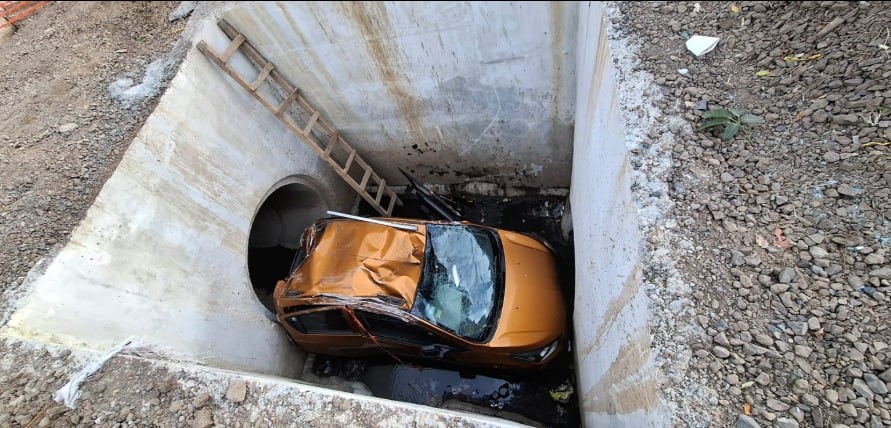 Una niña resulto herida al caer un carro en una alcantarilla en las cercanías de la Pozuelo