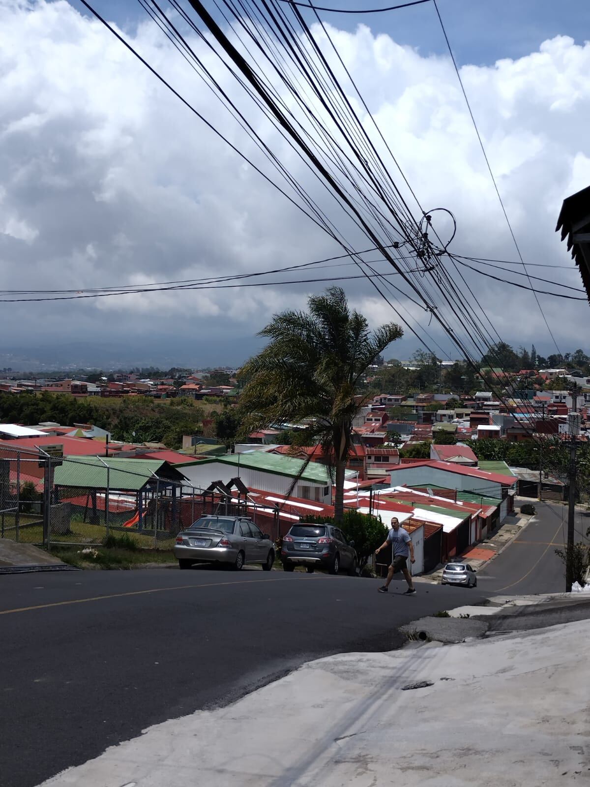 Tenga cuidado con los fuertes vientos durante el fin de semana.