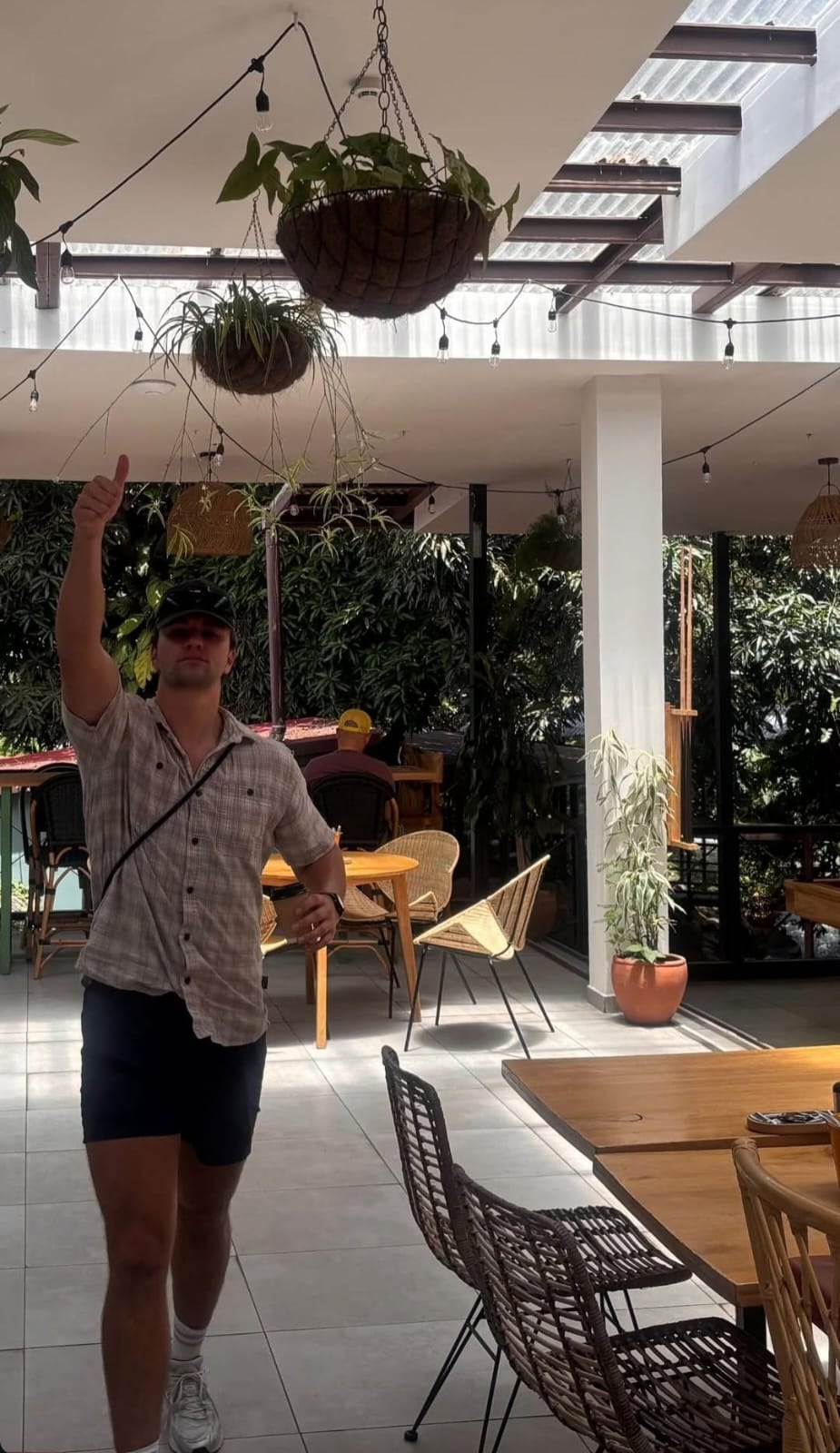 Khobe Clarke disfruta de unos días en Nosara tras el éxito de Off Campus.