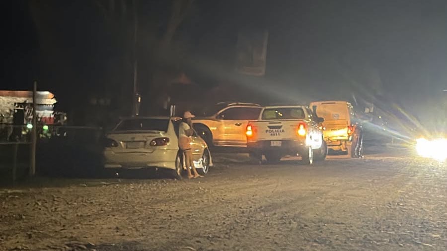 Un hombre de apellido Aragón, de 39 años, fue asesinado de un balazo en la cabeza mientras se encontraba dentro de un bar-restaurante en Paso Canoas, la noche del miércoles 16 de setiembre 2026. Foto: Tomada de Paso Canoas Informa
