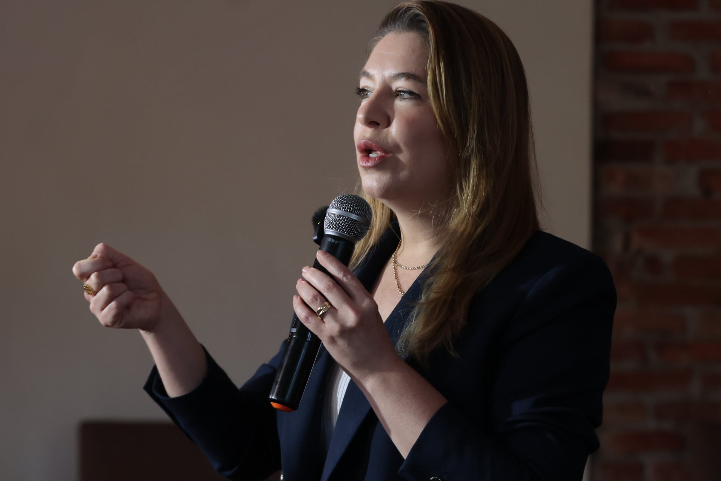 04/02/2026/ La Diputada del partido Coalición Agenda Ciudadana, Claudia Dobles, brinda conferencia de prensa / Foto John Durán