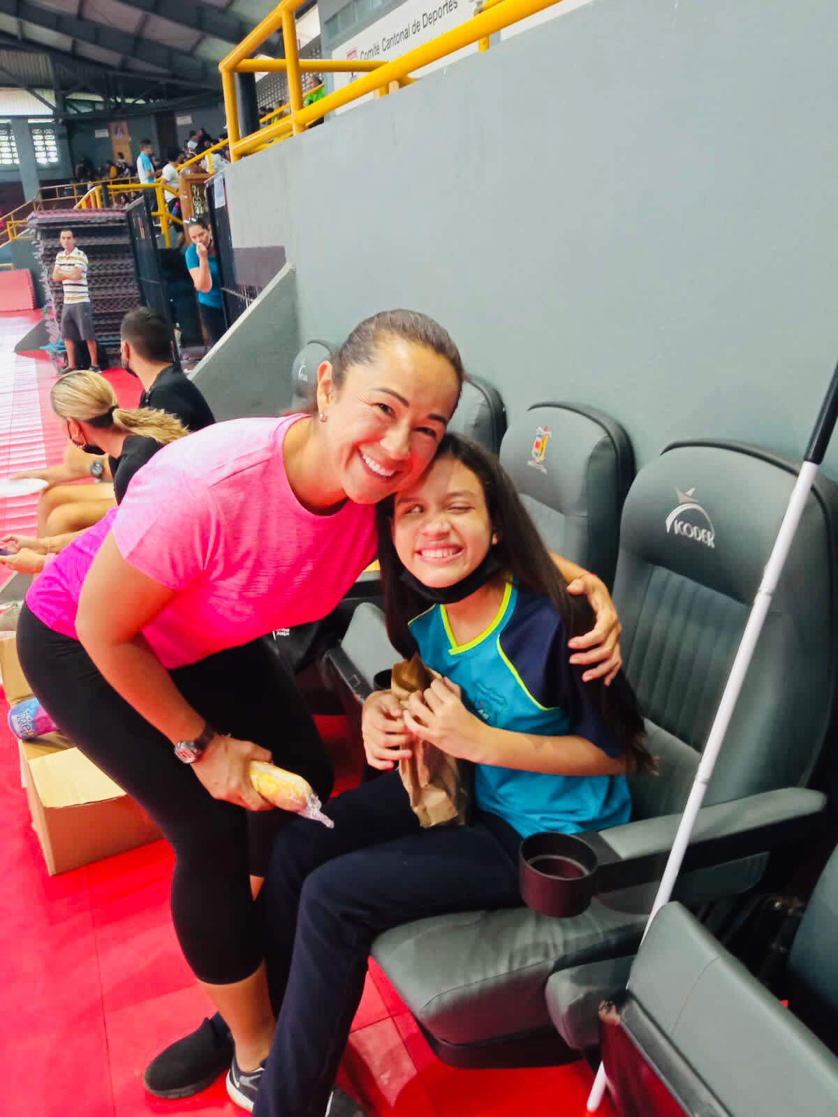 Emily Mongrilo, jugadora no vidente de ajedrez