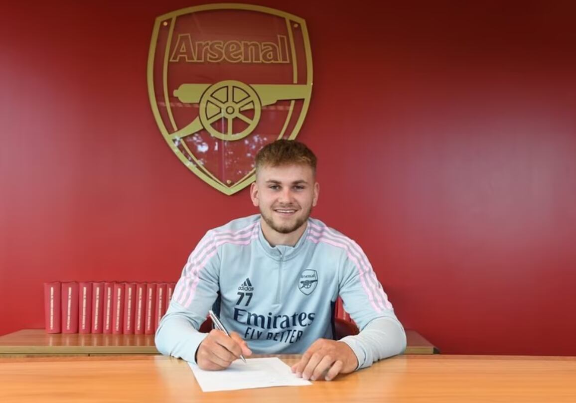 El delantero Billy Vigar, exjugador del Arsenal falleció este jueves, a los 21 años. Instagram.