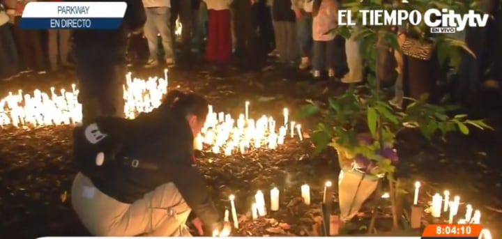 sin senos sí hay paraíso