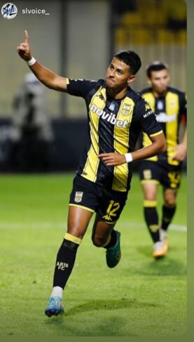 Álvaro Zamora, Aris FC, fútbol de Grecia