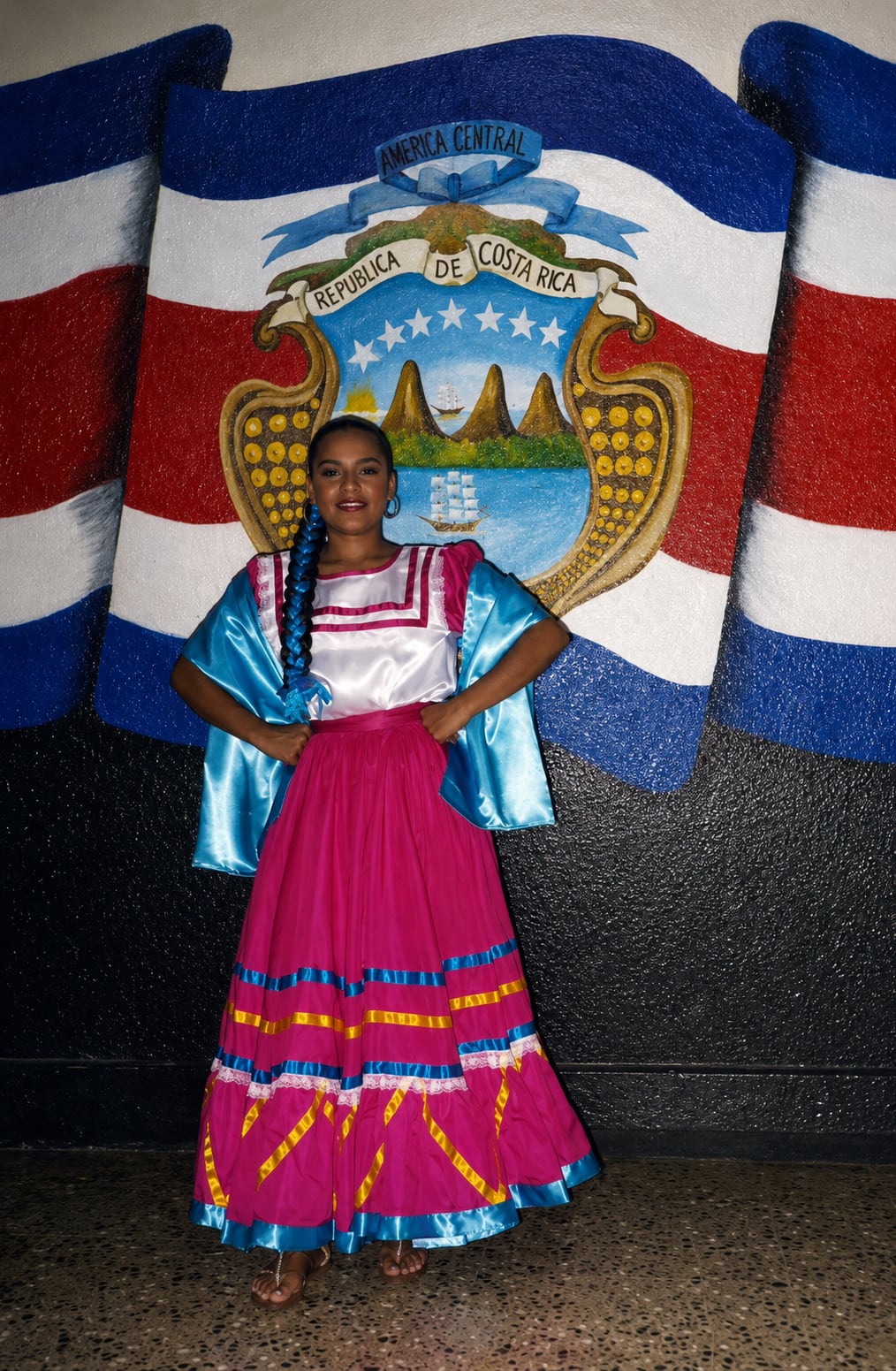 Carla Vanessa Mesa llegó hace 34 años buscando trabajo. Sin imaginarlo, fue en suelo costarricense donde pudo cumplir el anhelo que la acompañaba desde niña: bailar folclor nicaragüense.