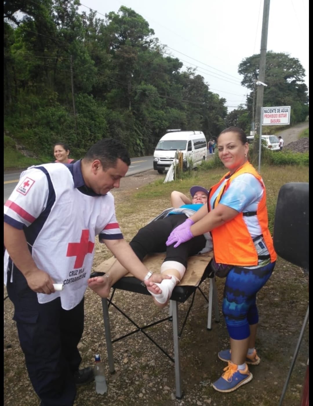 A Ivannia Blanco la Negrita le reveló que su misión ya no era caminar de Pérez Zeledón hasta Cartago, sino ayudar a que los romeros a cumplan completamente su romería