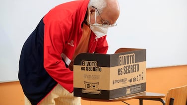 Encuesta del Idespo: Laura Fernández sube en intención de voto, pero los indecisos siguen dominando