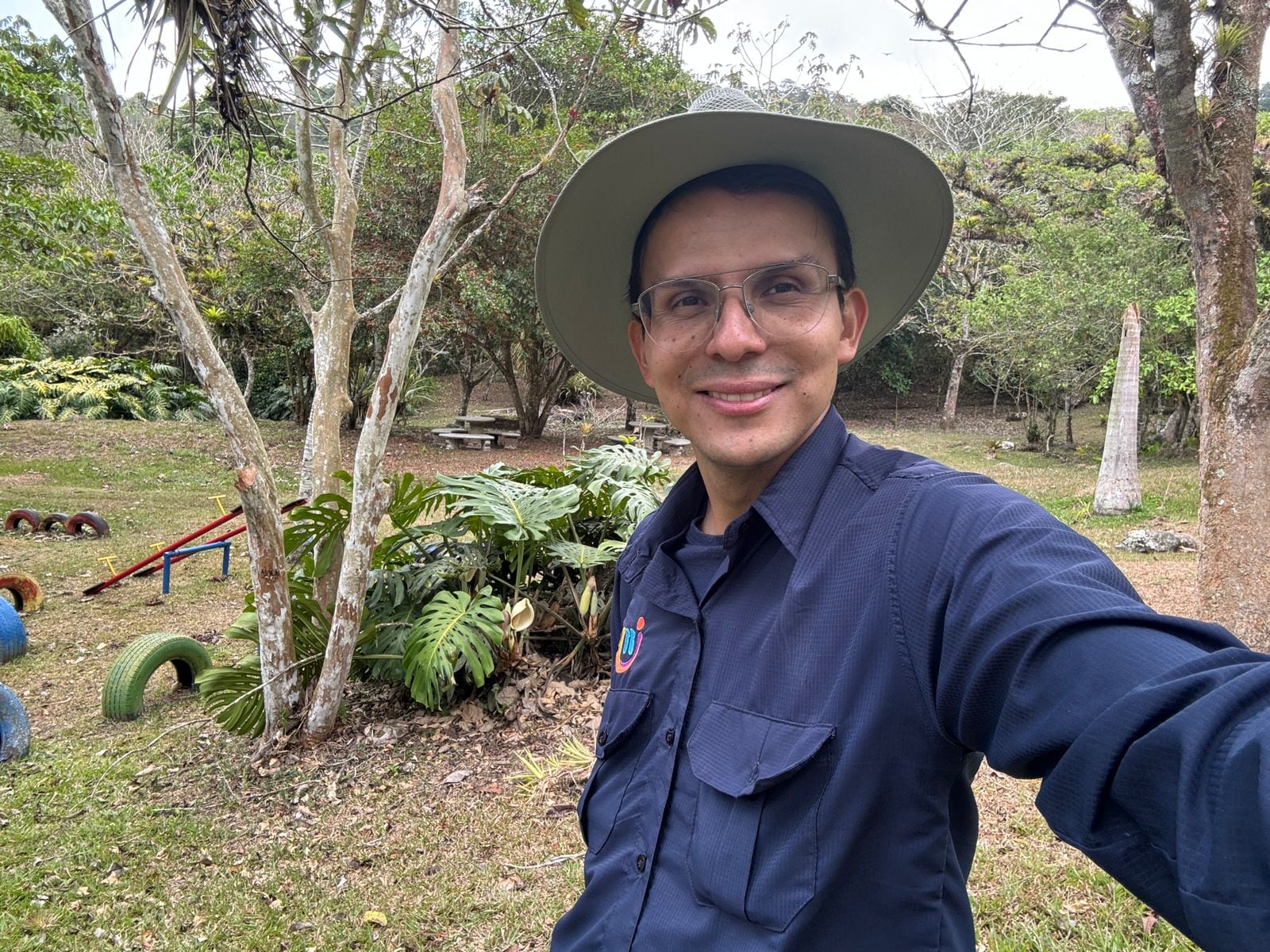 Felipe Loaiza, periodista de Informe 11 Las Historias y Regidor del cantón de Paraíso en Cartago.
