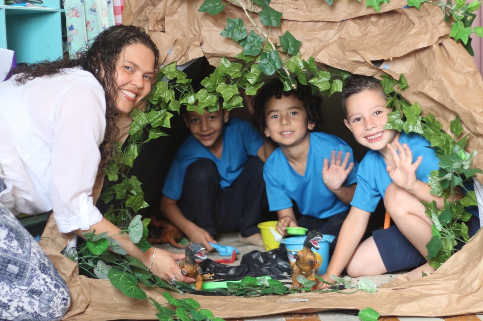 ¿Entra en el 2025 su hijo a preescolar, primer grado de escuela o sétimo de colegio? Si su respuesta es sí, pues le contamos que el ministerio de Educación (MEP), de acuerdo al Calendaerio Escolar 2024, comenzó este lunes 5 de agosto la prematrícula