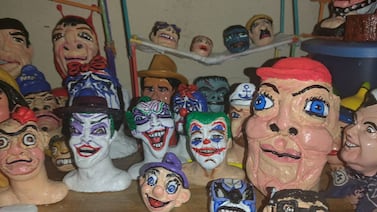 Sin querer queriendo: mascarada del Chapulín Colorado dio vida a pasión de niño por una tradición