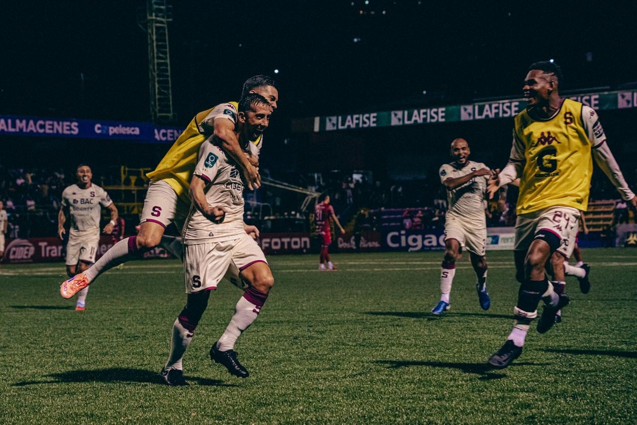 Saprissa San Carlos, estadio carlos Ugalde.