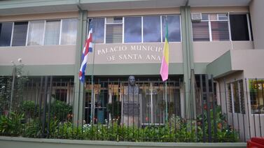 Esto dice Santa Ana FC sobre allanamientos a municipalidad por supuesto traslado de fondos públicos