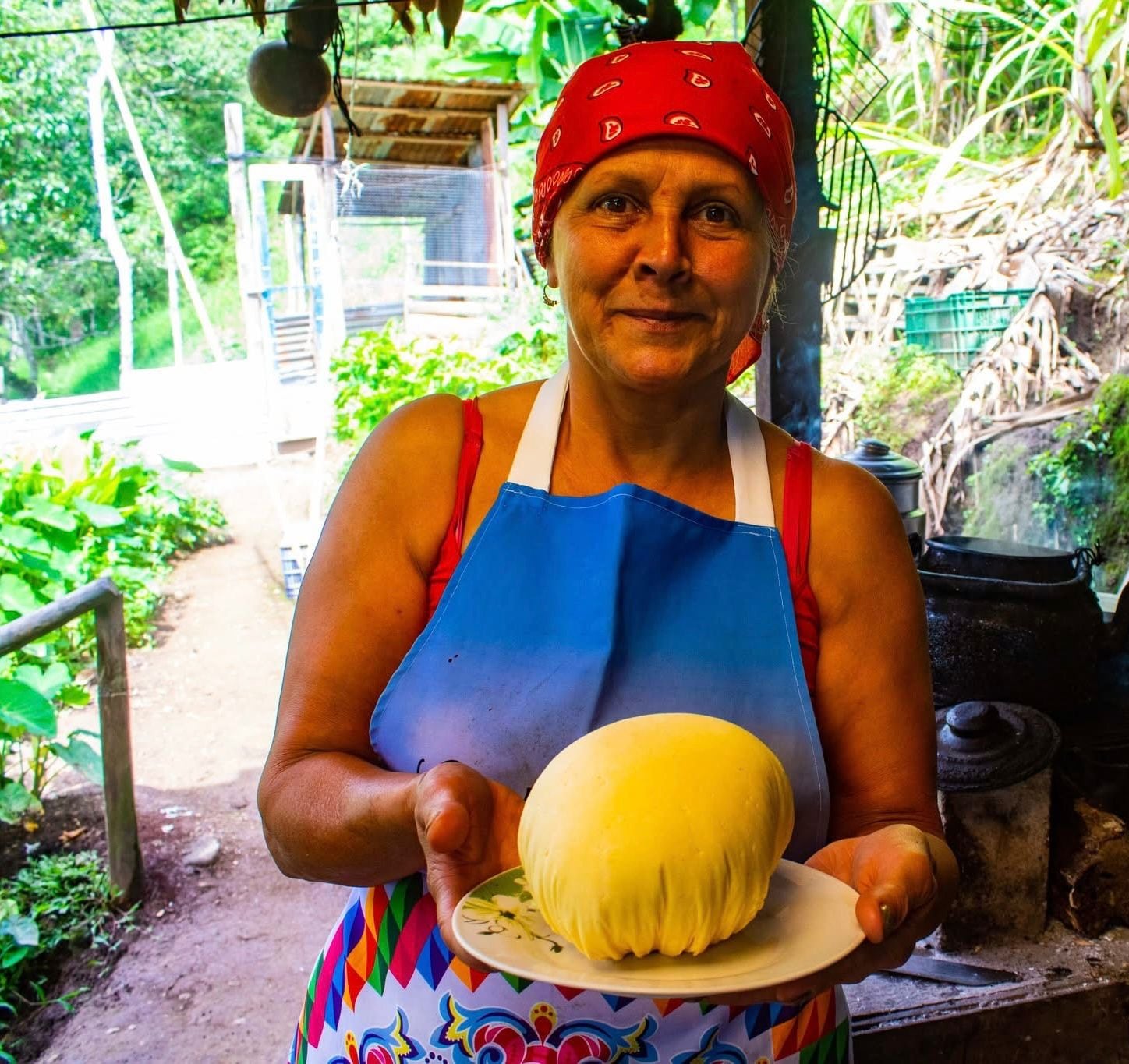 José Antonio “Toño” Badilla Chinchilla, de 75 años, y su esposa Maureen Molina Rodríguez, de 60 años, asesinados en la soda Donde Toño en Alajuelita. Fotos: Karla Sandí para La Teja