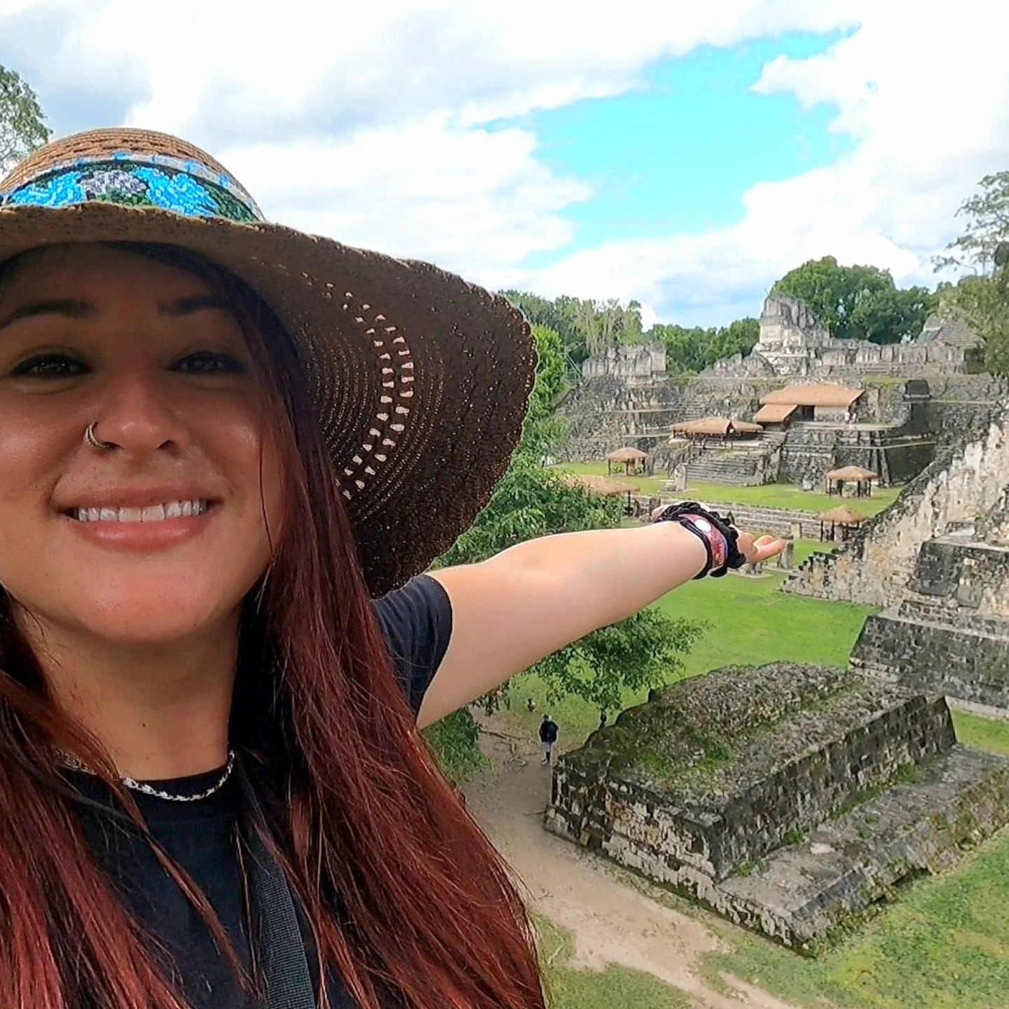 Una tica en moto viajó hasta México, pasando por Belice y nos cuenta lo que no es bonito de este tipo aventuras. La aventurera se llama Georgia Vargas Rodríguez, es contadora de profesión, vive, cuando está en Costa Rica, en San Ramón de Alajuela, en el barrio San Juan.