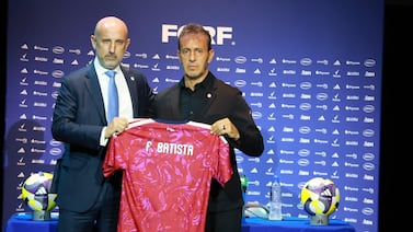 Fernando Batista le agradeció a Gustavo Alfaro en su presentación como técnico de Costa Rica, ¿por qué?