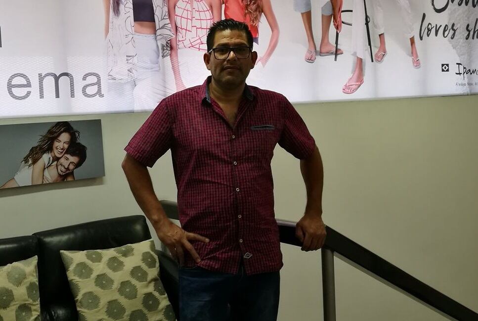 Dennis Bojorge Pichardo, agente de ventas asesinado dentro de una perfumería en Grecia en noviembre de 2018. Foto tomada de Facebook.