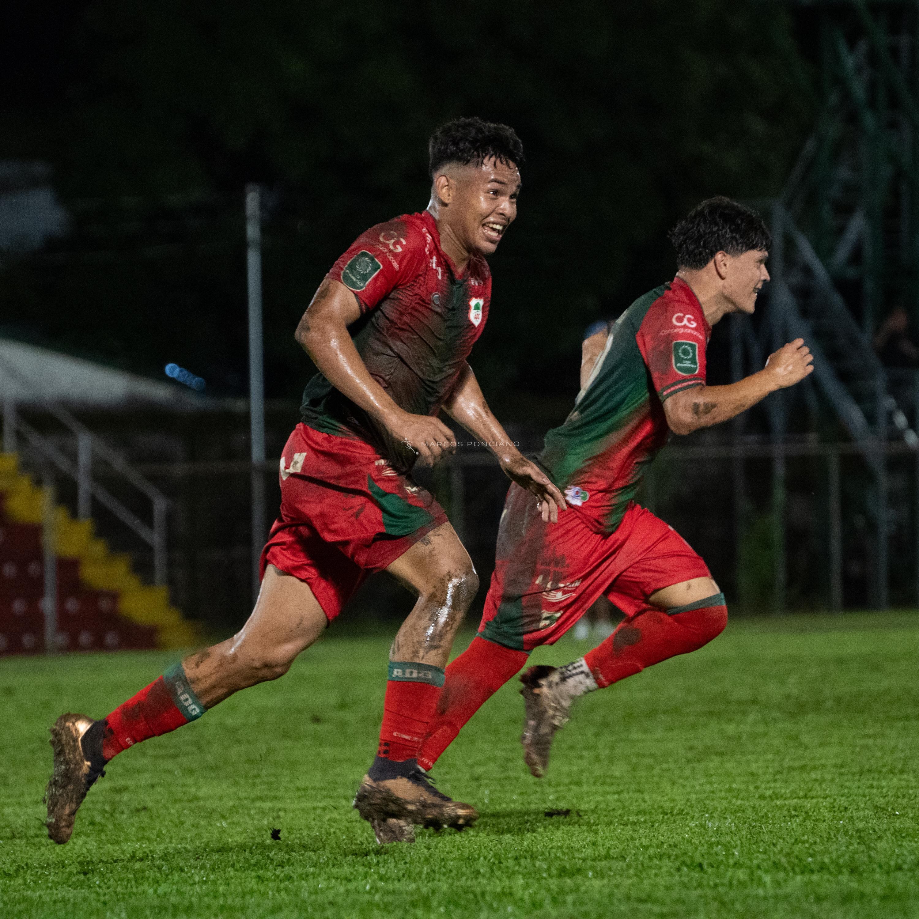 José Mora anotó el primer gol en la victoria de Guanacasteca ante Puntarenas FC. Foto: Unafut/ Marco Ponciano