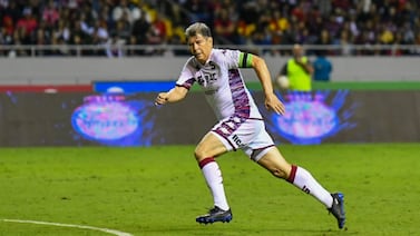 Así vive Evaristo Coronado la amenaza de Ariel Rodríguez a su marca histórica de goleo en Saprissa