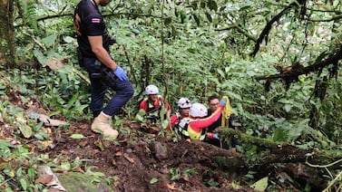Suspenden búsqueda de segunda persona desaparecida en el río Parísmina