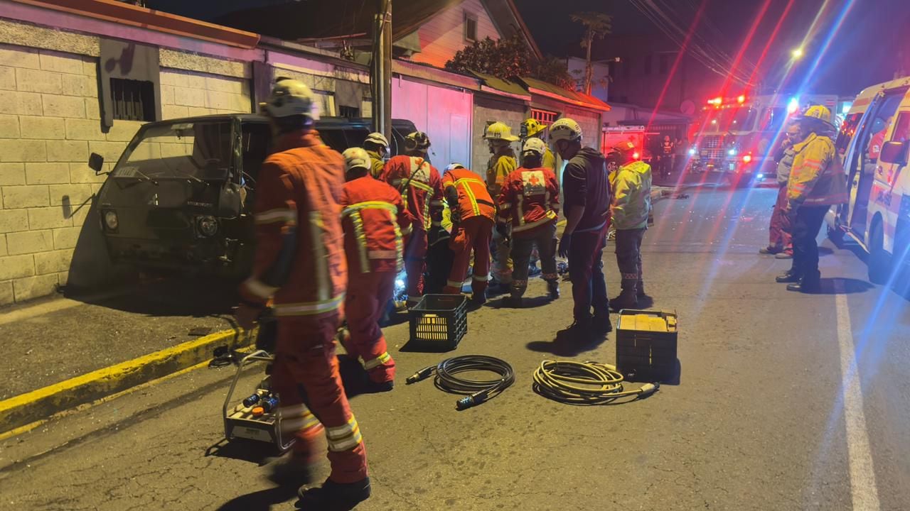 Un hombre de 32 años falleció en un choque múltiple en Heredia