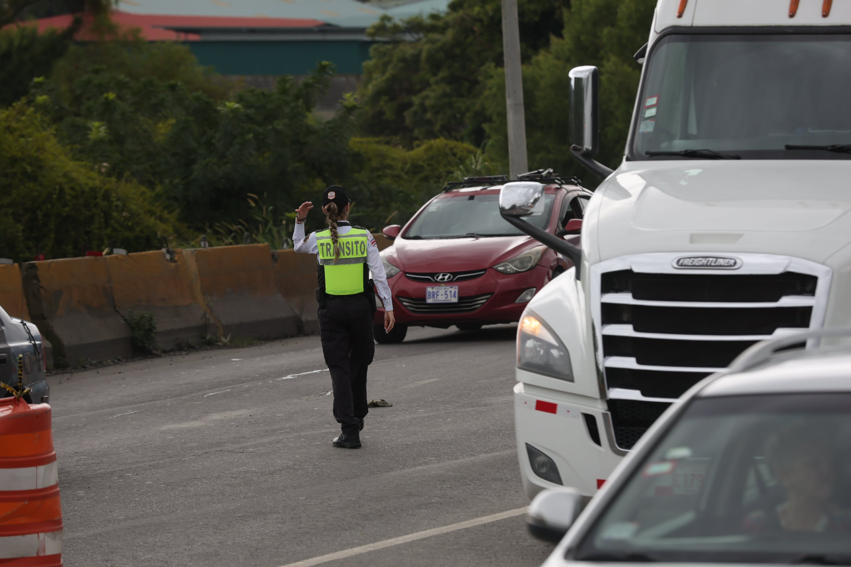 08/11/2024/ MOPT habilita primera etapa de intercambio de Taras. Quedó en servicio el nivel superior del viaducto que permite la circulación sin detenerse entre Cartago y la autopista Florencio del Castillo y viceversa / Foto John Durán