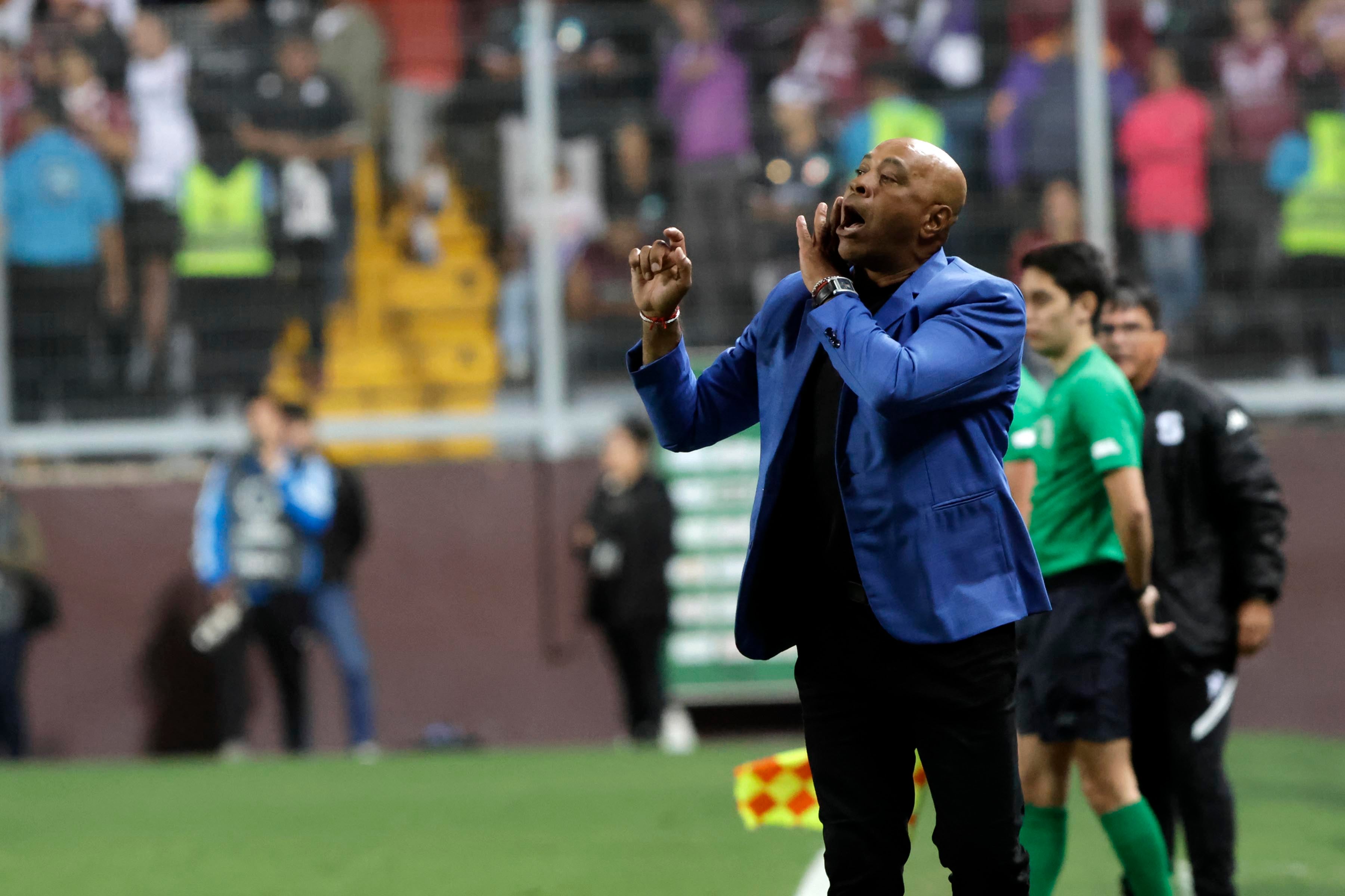 09/12/2023. Estadio Ricardo Saprissa Aymá, Tibás. Hora: 08:00 p.m. Partido de vuelta de la semifinal del Torneo de Apertura 2023 disputado entre el Deportivo Saprissa y el Club Sport Cartaginés en el Estadio Ricardo Saprissa Aymá, Tibás. Fotos: Mayela López