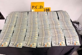 Allanan apartamento ligado a tonelada de cocaína decomisada y encuentran $20.000