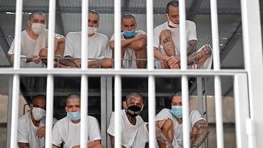 Informe revela lo que muchos ocultan del estado de excepción de El Salvador: muertes de inocentes y hasta de bebés