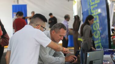 Conocida empresa busca personal para temporada alta en varias zonas del país