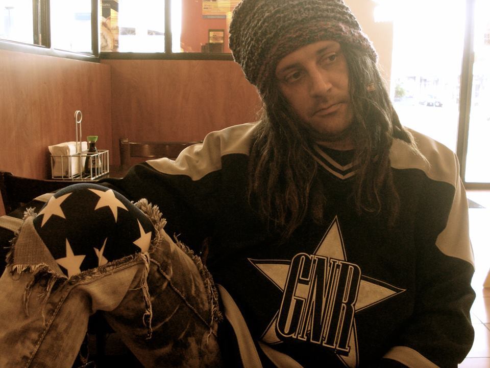 Luis Lauretto vivió por un tiempo en condición de calle, en el centro de San José, y un frente común de amigos lo puso a salvo.