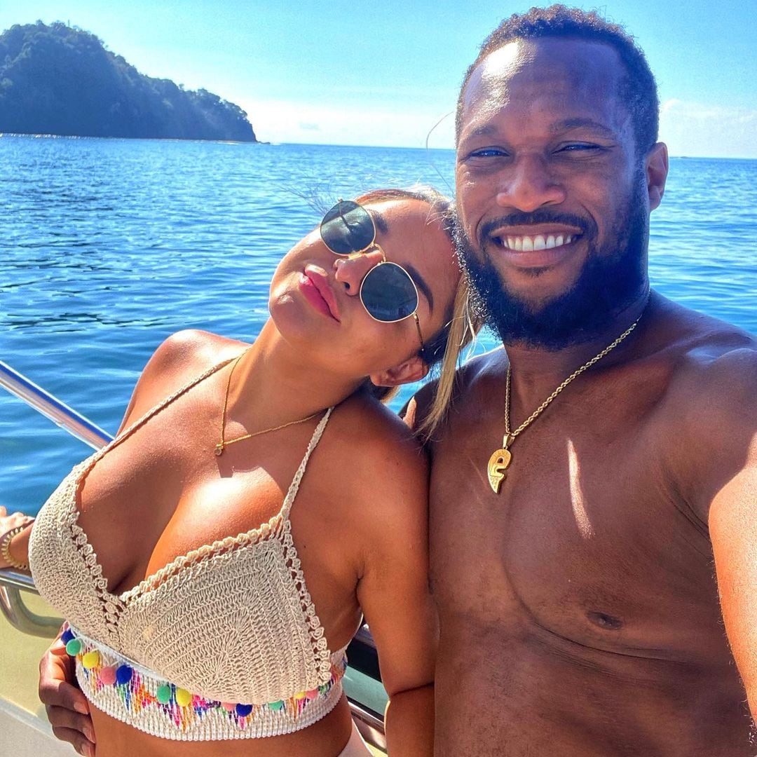 Futbolista del Deportivo Saprissa Kendall Waston y su esposa Priscilla Robles o Pri Waston.