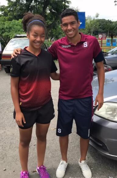 Atim Roper Morales y Samira Roper Morales, hijos del exjugador Atim Roper