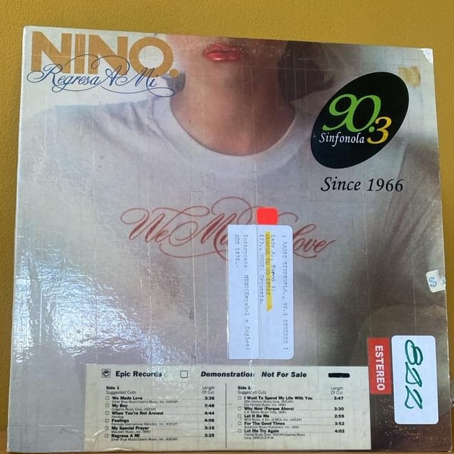 Carlos Lafuente, dueño de Radio Sinfonola, nos contó que una canción llamada "Cuando tu no estas", que no es la versión de Raphael sino de otro español, Nino, es todo un pegue