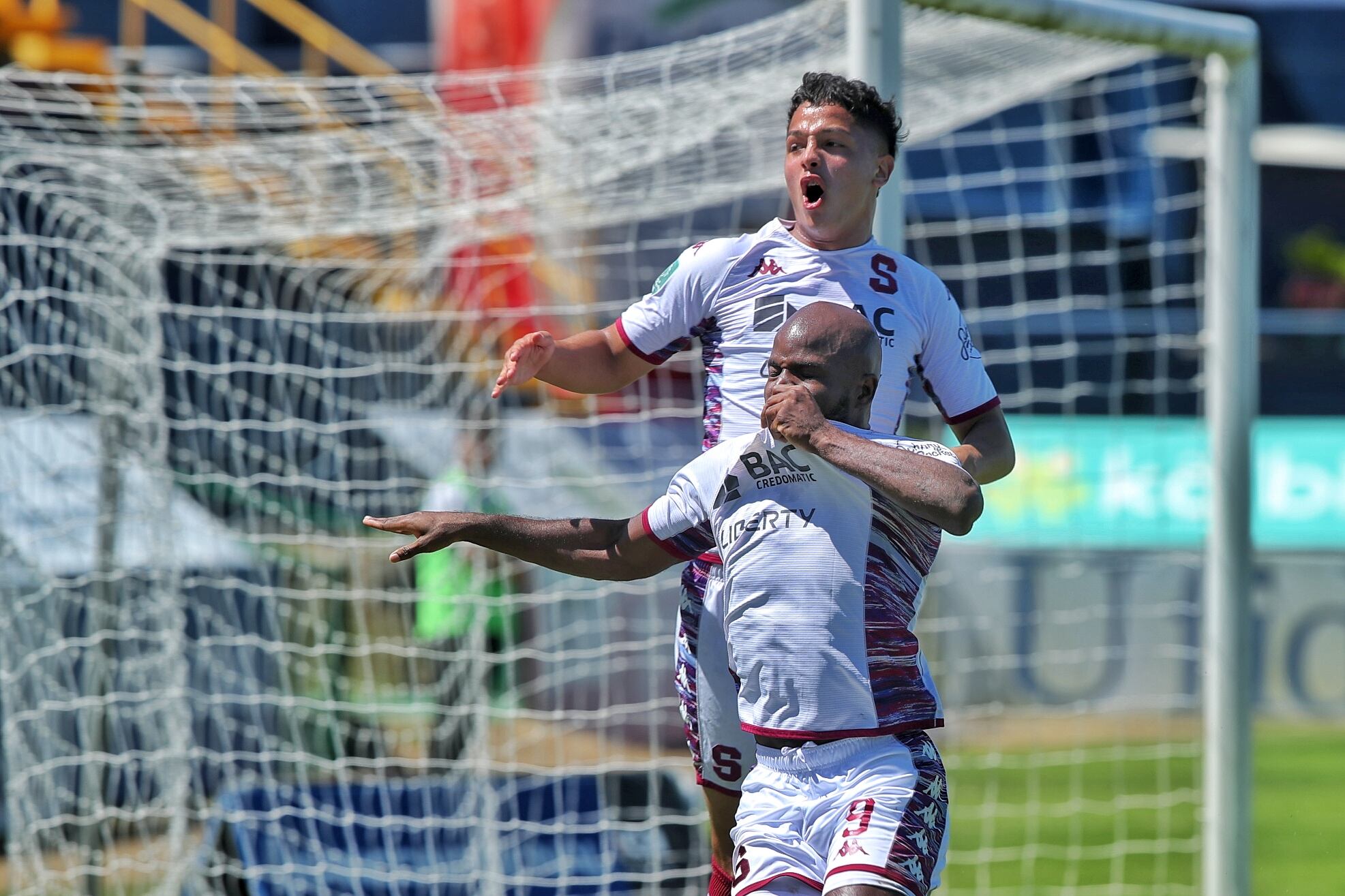 30/11/2023/ Juego entre el Club Sport Cartaginés vs Deportivo Saprissa por la semifinal del torneo Apertura de la Liga Promerica en el estadio Fello Meza / Foto John Durán
