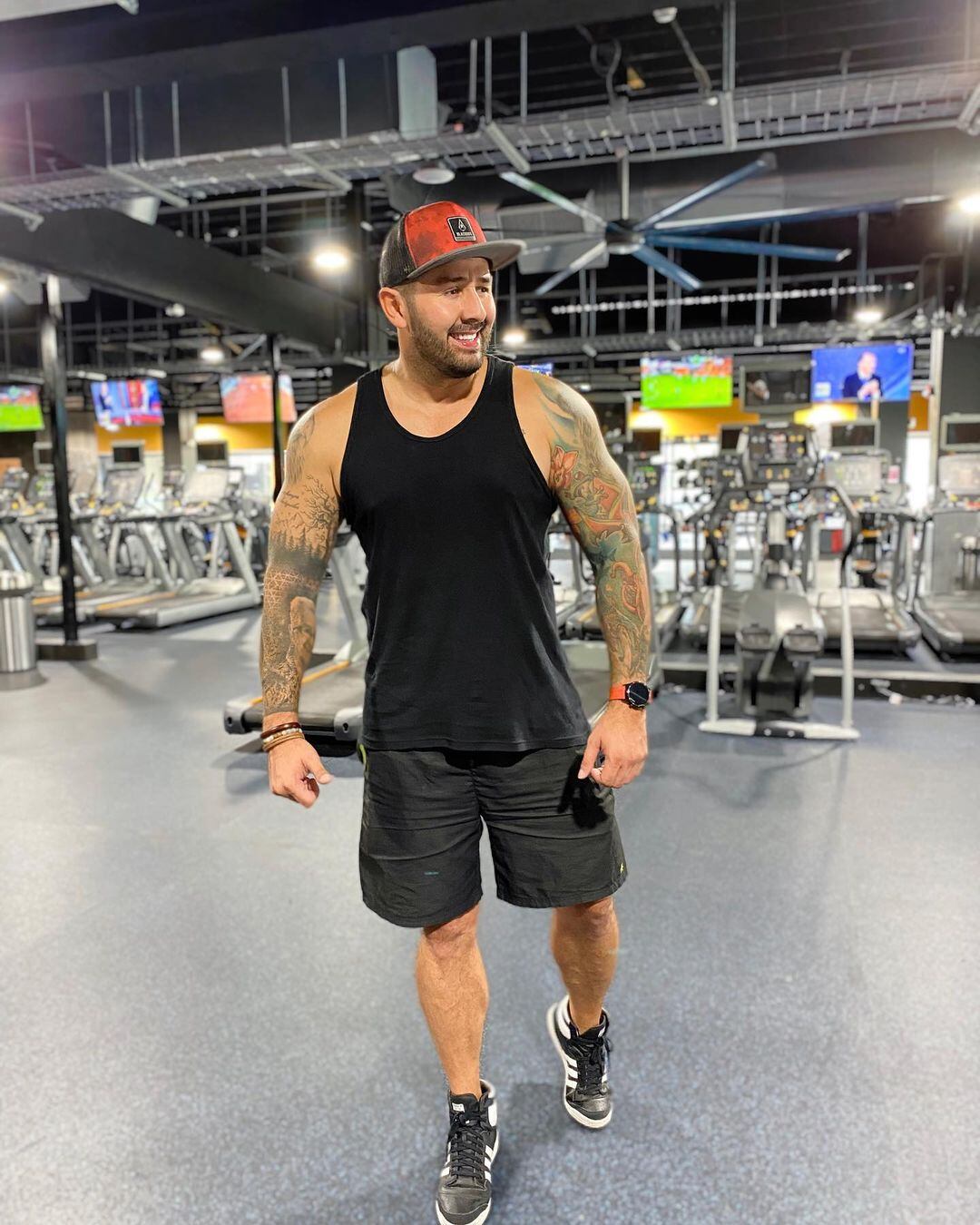 Periodista Omar Cascante, presentador de Buen día.