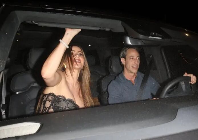Sofia Vergara estaría saliendo con el cirujano Justin Saliman.