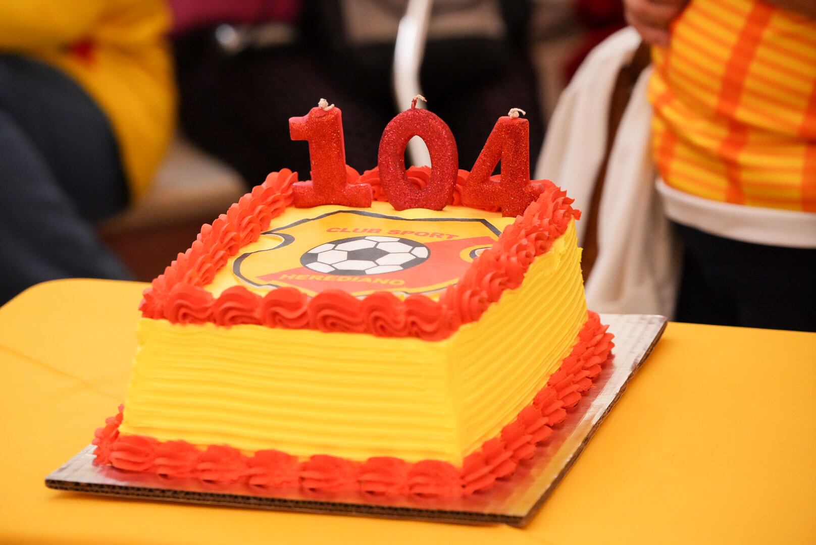 12/06/2025. Misa en celebración a los 104 años del Club Sport Herediano. Iglesia la Inmaculada, Heredia. Fotografía: Lilly Arce.