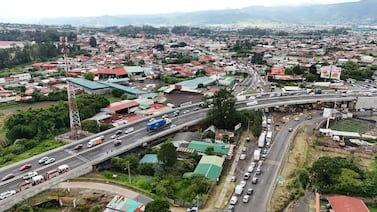MOPT pone en funcionamiento rotondas del intercambio Taras–La Lima