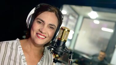 ¡Ayyy, qué torta! Le llovió a la periodista Lizeth Castro tras una publicación