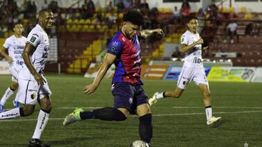 San Carlos consiguió su primera victoria del torneo gracias a un gol de Brian Martínez