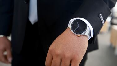 ¿Cómo son los relojes de los diputados? Hay de todo tipo