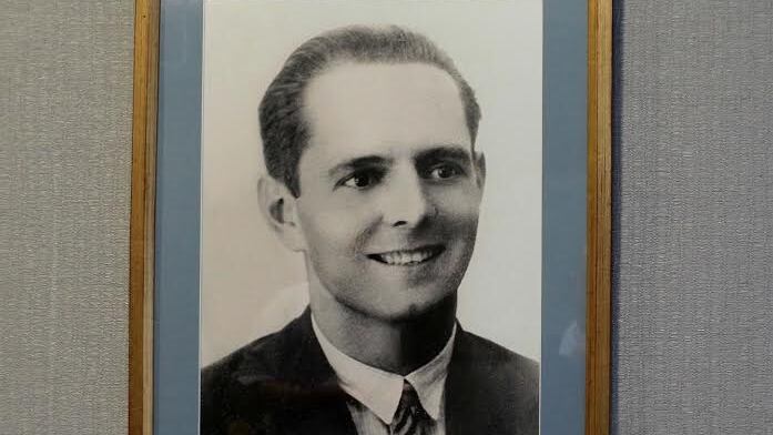 Ricardo Saprissa Aymá está cerca de ser declarado Benemérito de la Patria.